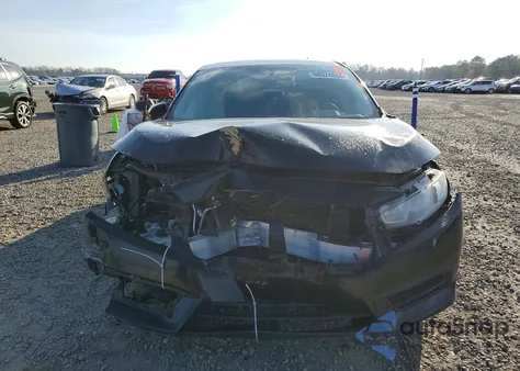 2017 Honda Civic Lx z USA, uszkodzony, nr VIN 19XFC2F51HE040347